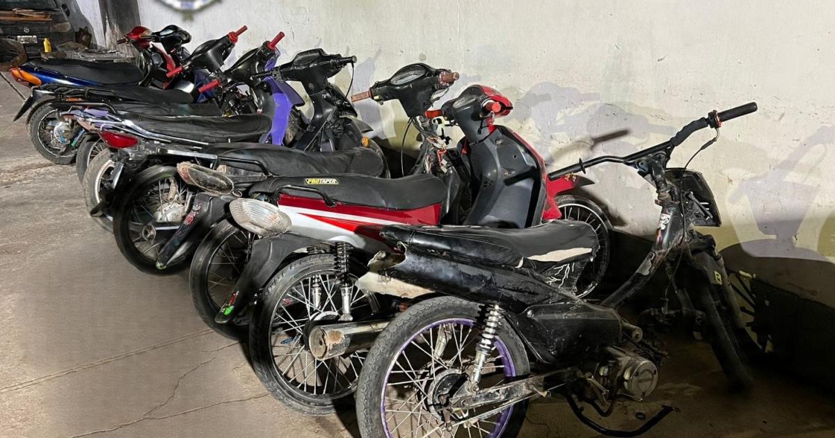 Golpe a las picadas ilegales- secuestran ocho motos en Quimiliacute
