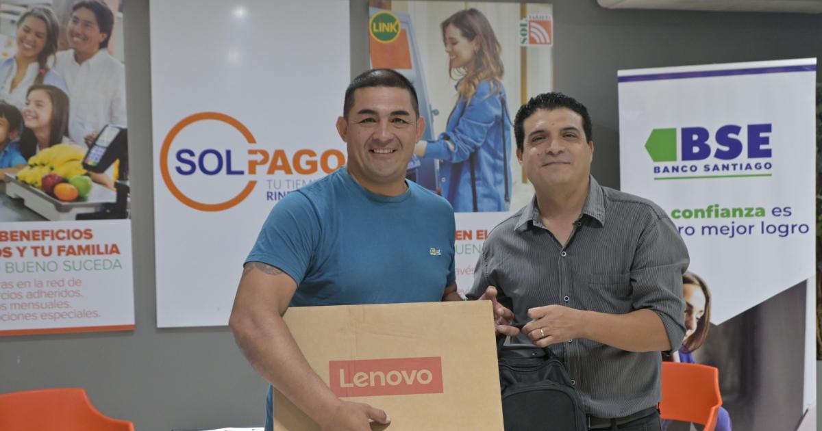 Alegriacutea y emocioacuten- entregan los premios del concurso La vuelta a clases con Diario Panorama