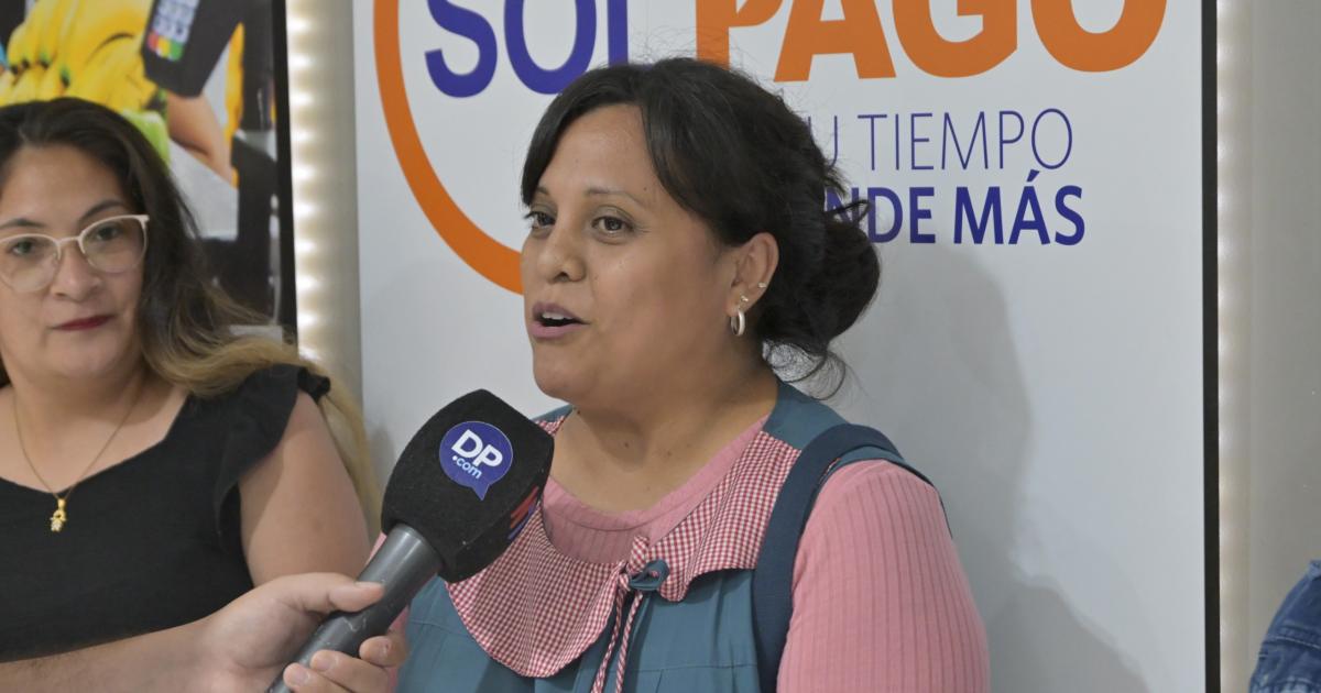 Alegriacutea y emocioacuten- entregan los premios del concurso La vuelta a clases con Diario Panorama