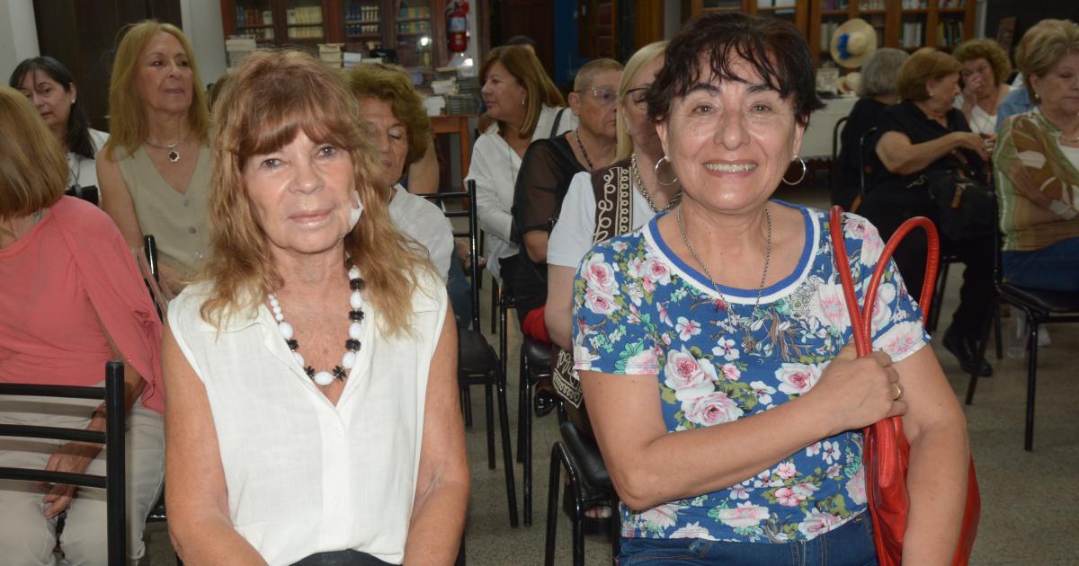 LA MUJER DE LOS FELICES 20 EN BIBLIOTECA POPULAR