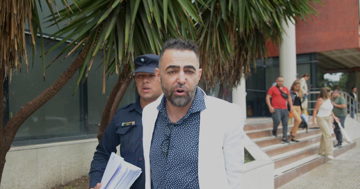 DEFENSA Petros deber� acudir a un abogado defensor particular u oficial