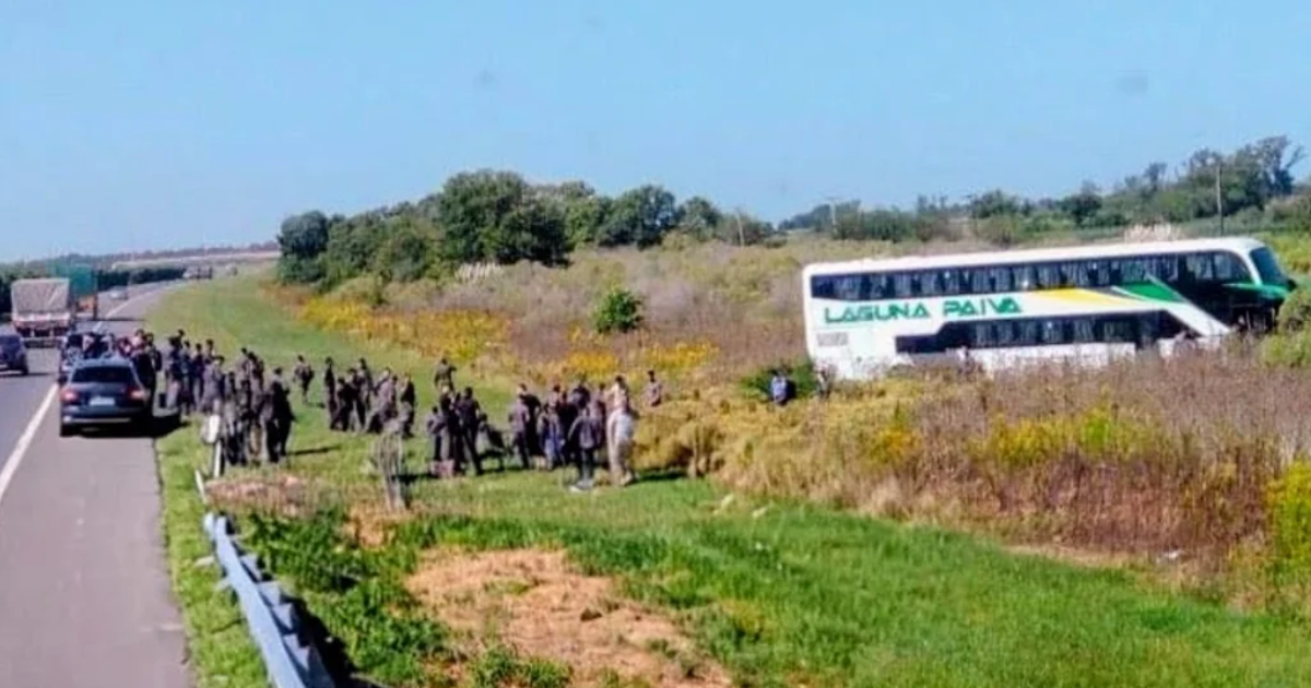 Tragedia en la ruta- dos muertos por el choque entre una camioneta y un micro que trasladaba agentes penitenciarios