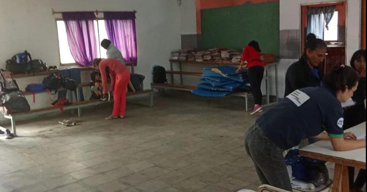 El municipio asistioacute a decenas de vecinos tras el temporal y 16 todaviacutea permanecen evacuados