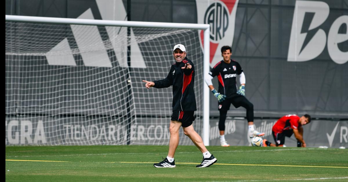 ESTRENO Tras hacer una mini pretemporada con gran intensidad física Coudet debuta en el banco de River