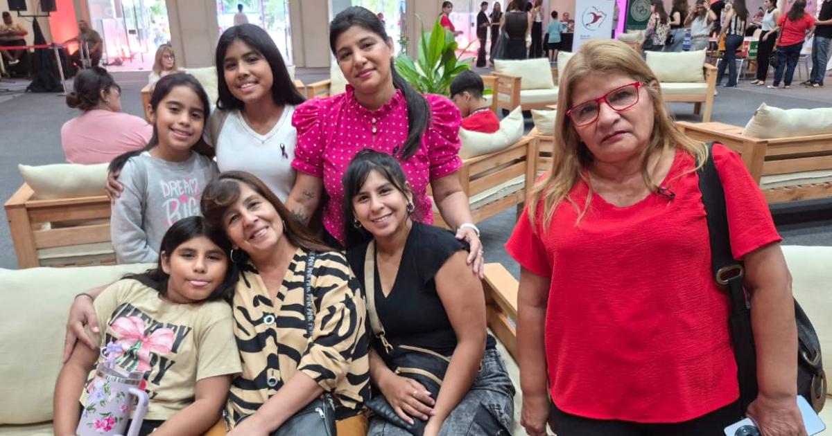 MUJERES EN EL FOacuteRUM