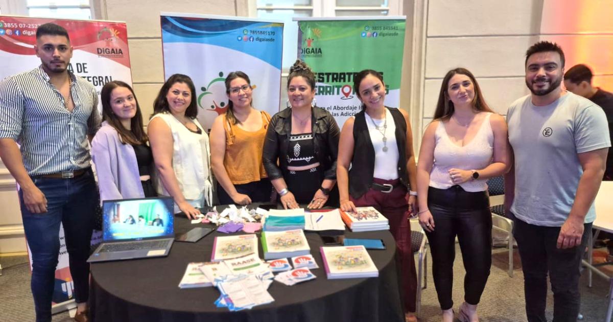 MUJERES EN EL FOacuteRUM