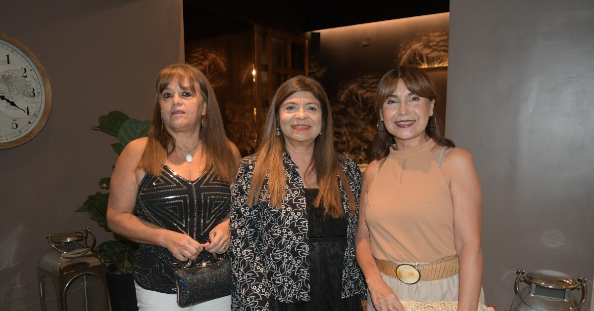 LAS MUJERES CELEBRARON EN ZAMBRA
