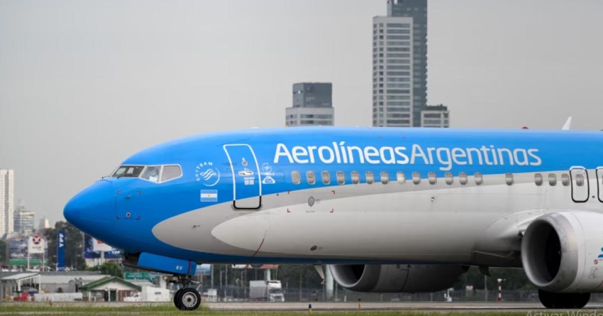 VUELOS Aerolíneas Argentinas continuar� monitoreando la evolución del mercado con el objetivo de proteger su estructura de costos indicaron
