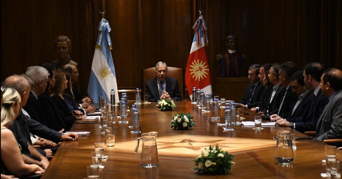 Reunioacuten preparatoria para la puesta en marcha del Consejo Econoacutemico y Social