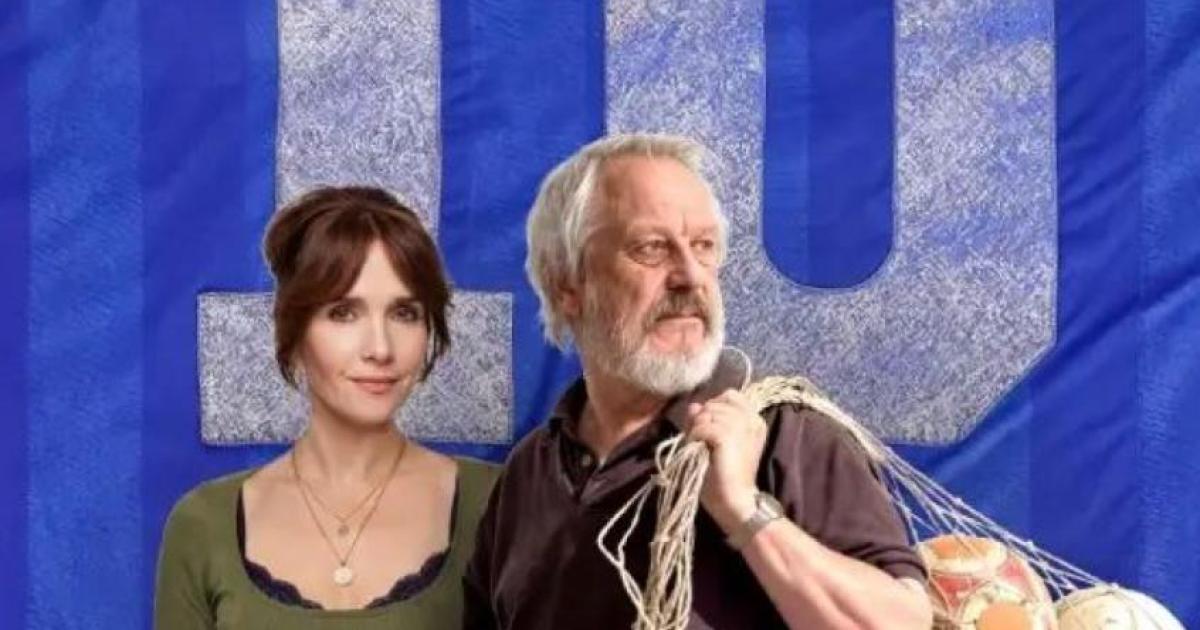 La camiseta maacutes famosa del fuacutetbol argentino llegaraacute al cine en abril