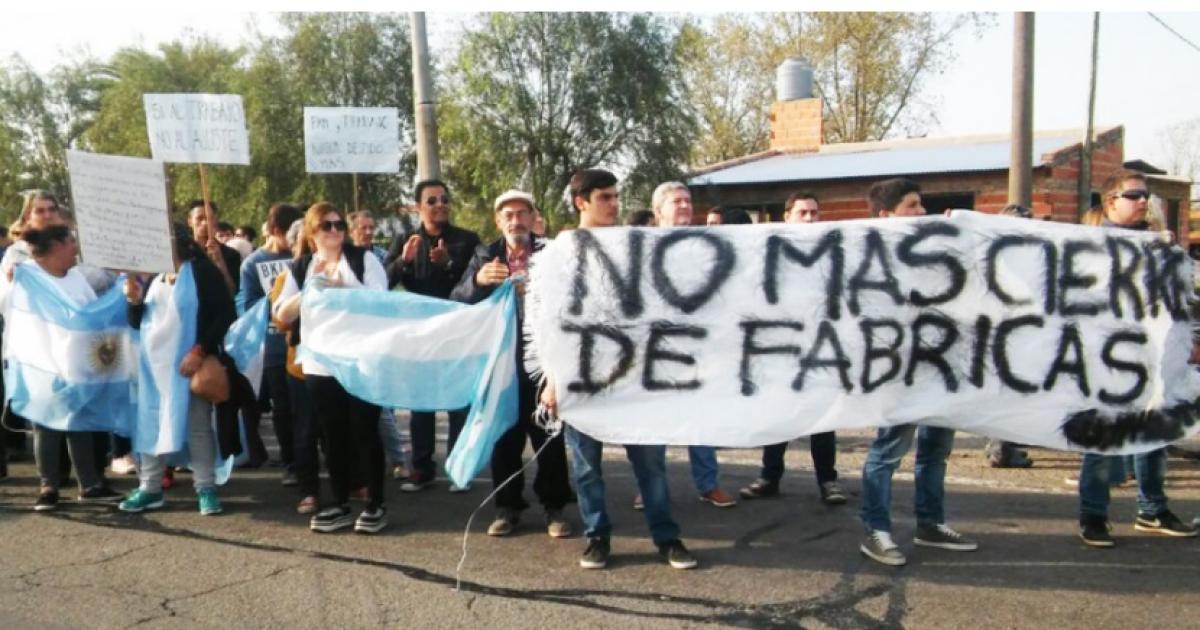 Se perdieron casi 100 mil empleos formales entre junio y diciembre 2025