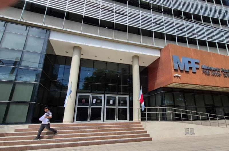 INVESTIGACIÓN- La Fiscalía ya trabaja con videos fotos y sitios de Facebook En muchos las pretendidas ventas serían graficadas con im�genes de terrenos y genuinos propietarios ajenos a cualquier operación