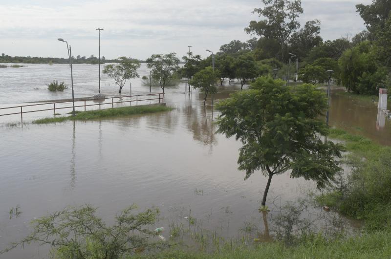 Consejos uacutetiles- Coacutemo actuar dentro y fuera de la casa ante una tormenta y una inundacioacuten