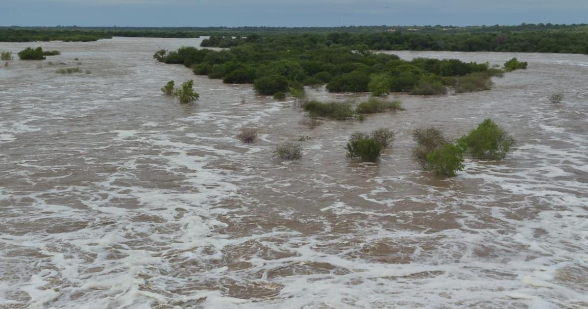 Croacutenicas de la crecida