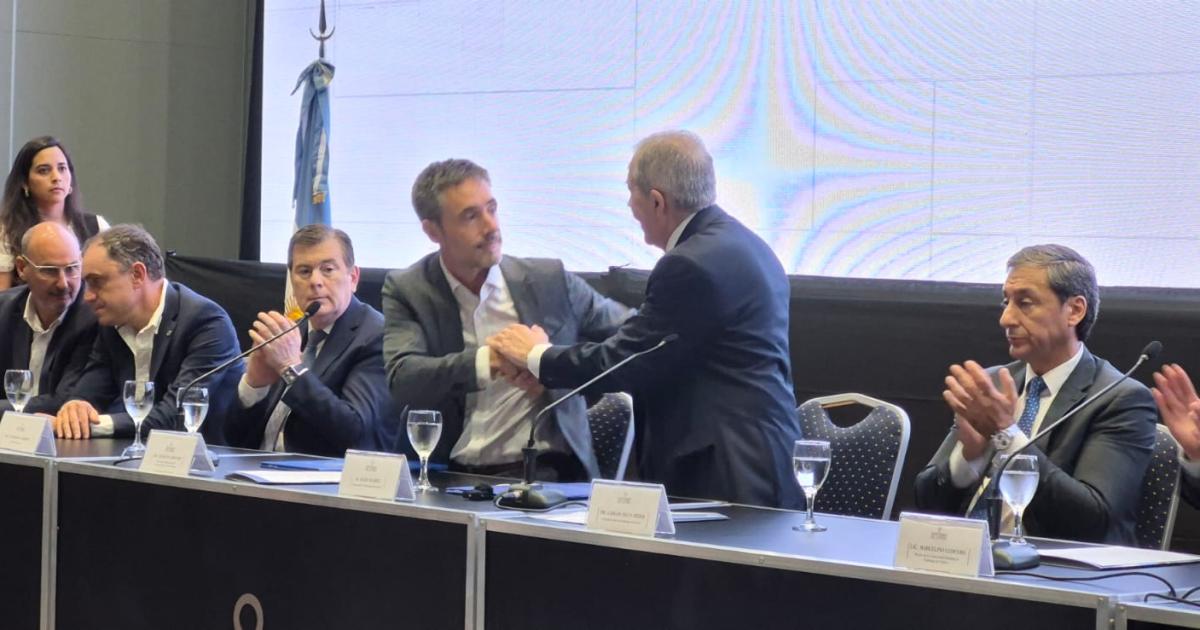 El Gobierno y el CFI firmaron convenios para potenciar el programa Santiago crece con vos