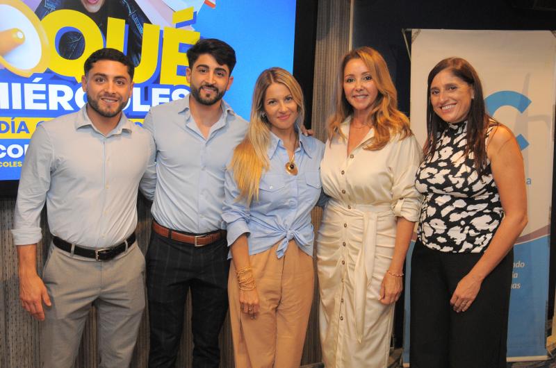 CHARLA ORGANIZADA POR LA CAacuteMARA DE COMERCIO 