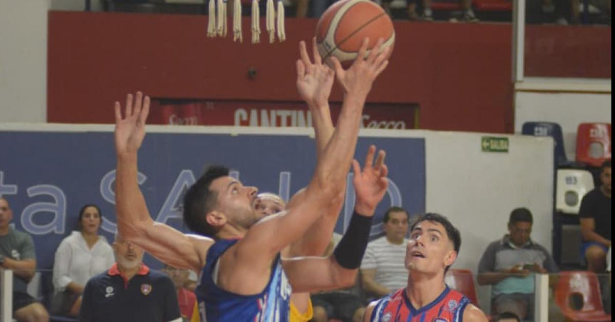 Quimsa estuvo imparable y sumoacute su noveno eacutexito consecutivo