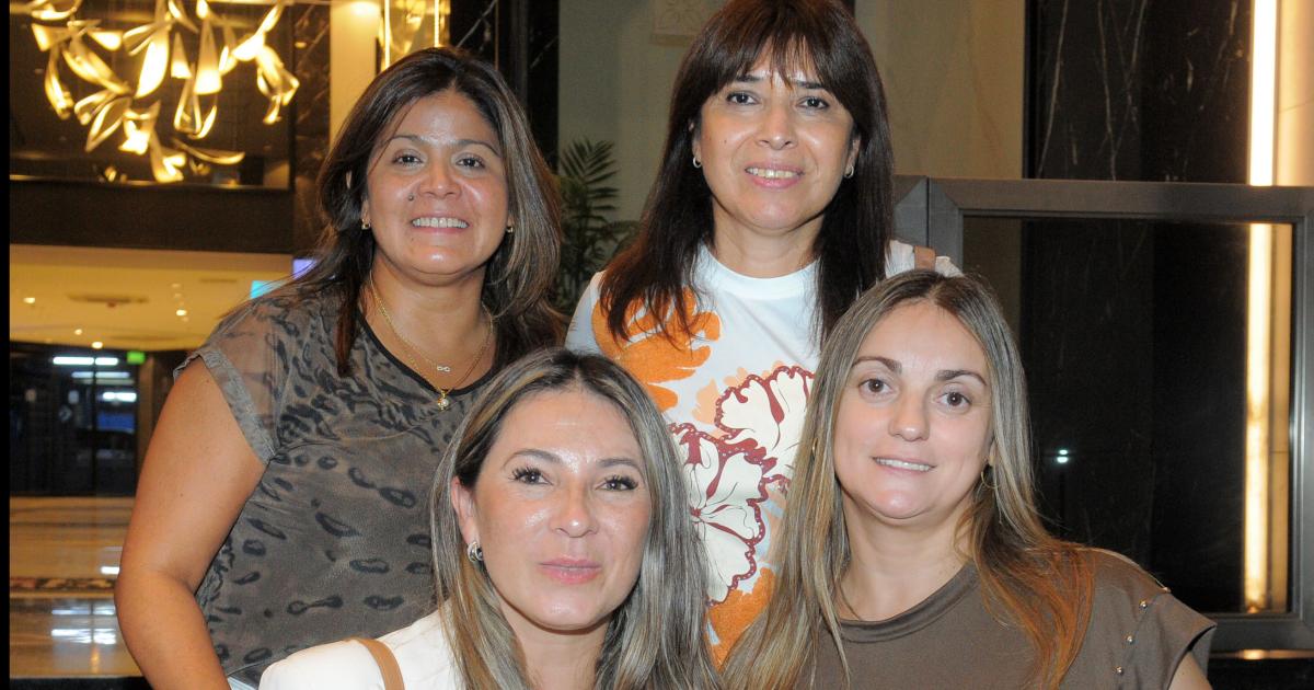 CHARLA ORGANIZADA POR LA CAacuteMARA DE COMERCIO 