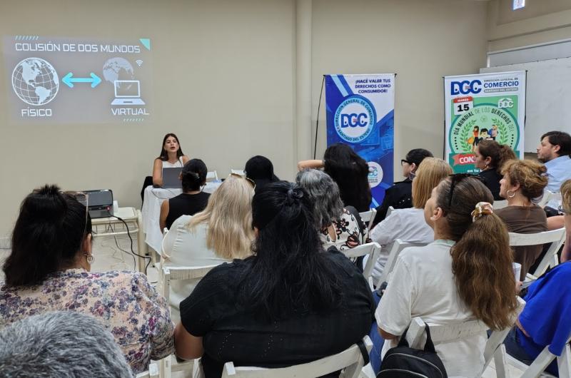 La problemaacutetica de las ciberestafas se abordoacute en la ciudad de Fernaacutendez