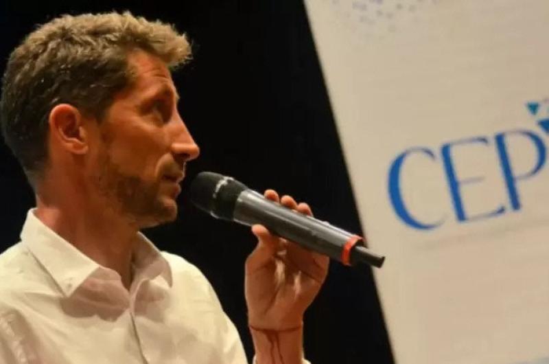 Letcher- Milei quiere un paiacutes sin industria y con menos gente trabajando