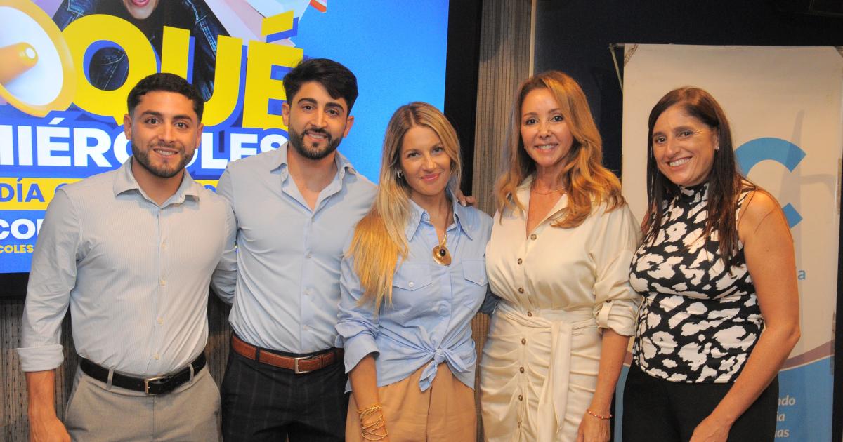 CHARLA ORGANIZADA POR LA CAacuteMARA DE COMERCIO 