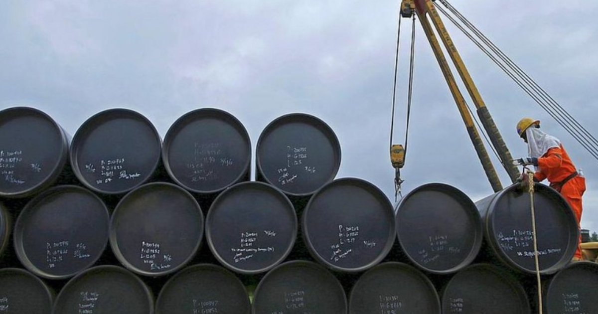 Sigue subiendo el petroacuteleo y preocupa impacto en las naftas