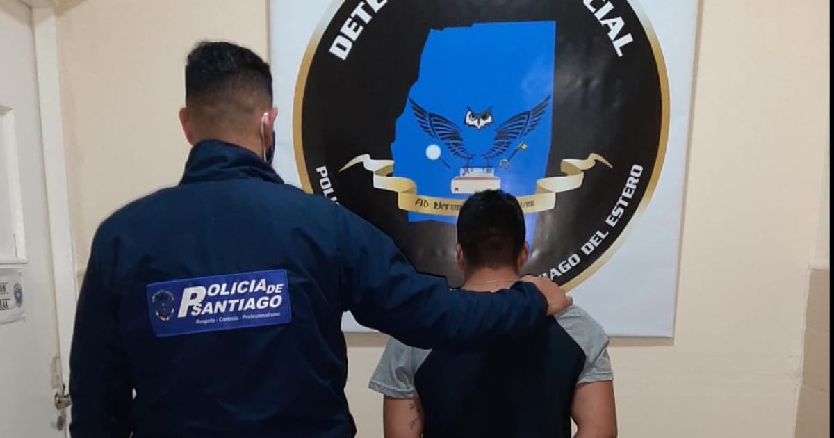 Se entregoacute Nahuel Saacutenchez uno de los acusados de balear a quemarropa a un adolescente