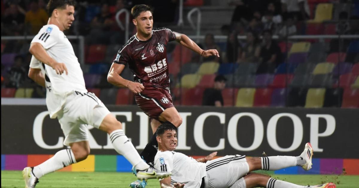 Central Coacuterdoba vencioacute a Riestra y se ilusiona