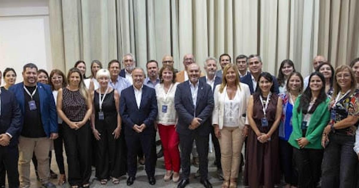 Santiago estuvo en la Primera Asamblea Nacional de Cofedro