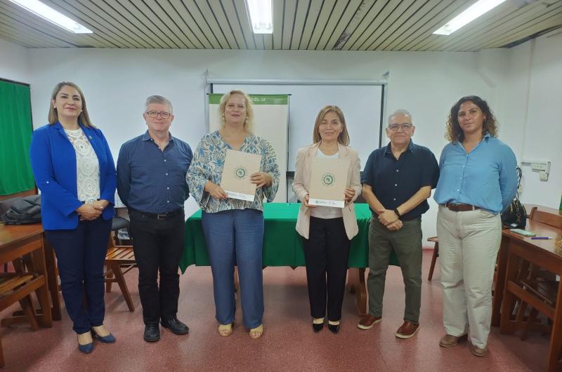 Forestales y comuna de Ojo de Agua firman importante convenio