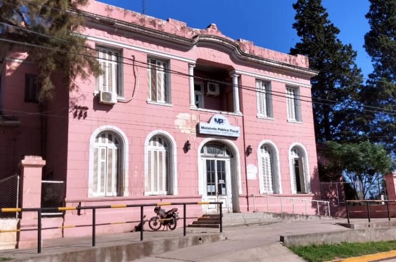 Grave- alumno sacoacute un cuchillo tras discutir con un profesor