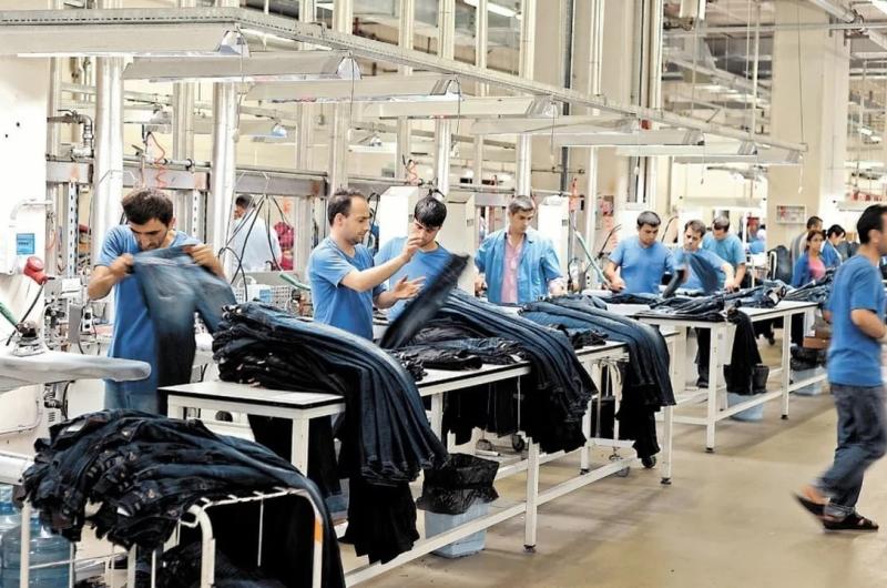 INDEC- cayoacute el iacutendice de confianza empresarial de la industria casi 20 puntos