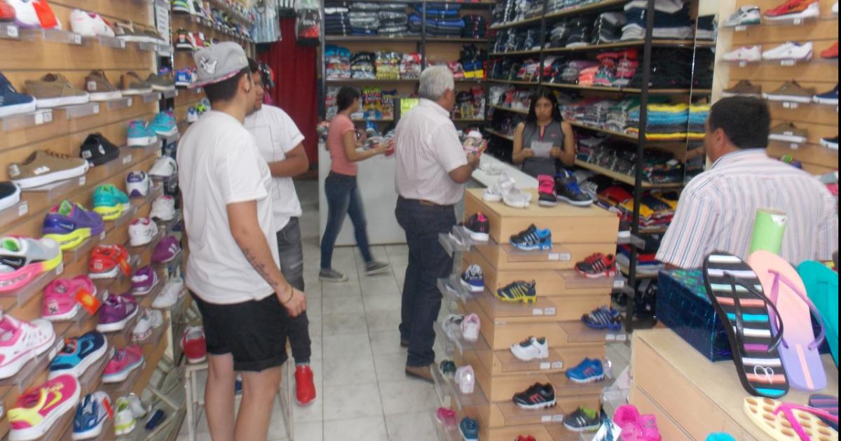 El Centro de Comercio e Industria y el sindicato acordaron coacutemo se trabajaraacute durante los feriados