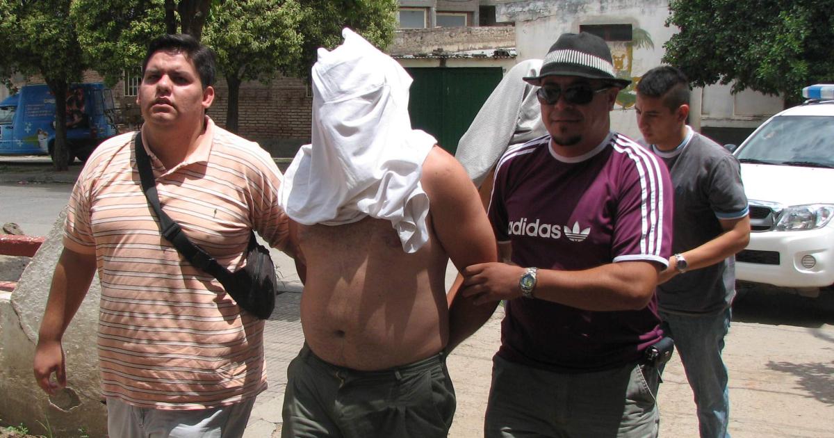 Atraparon a tres delincuentes por abigeato- secuestraron armas y herramientas de faena