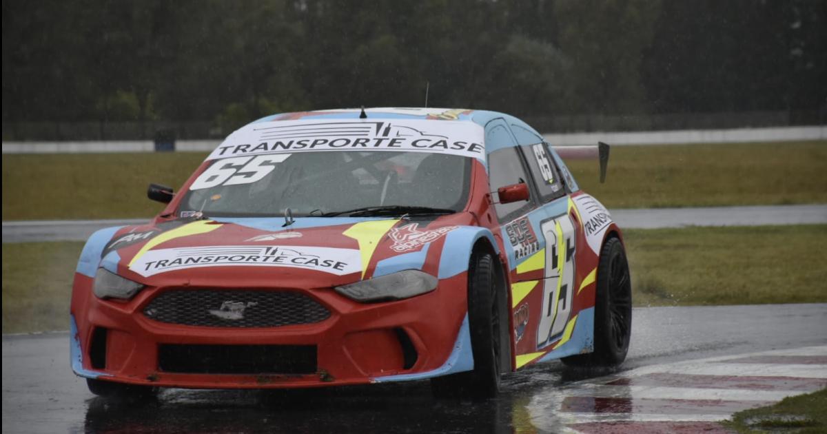 Emmanuel Casella cumplioacute una soacutelida jornada en el  TC Junior que se estaacute corriendo en  La Plata