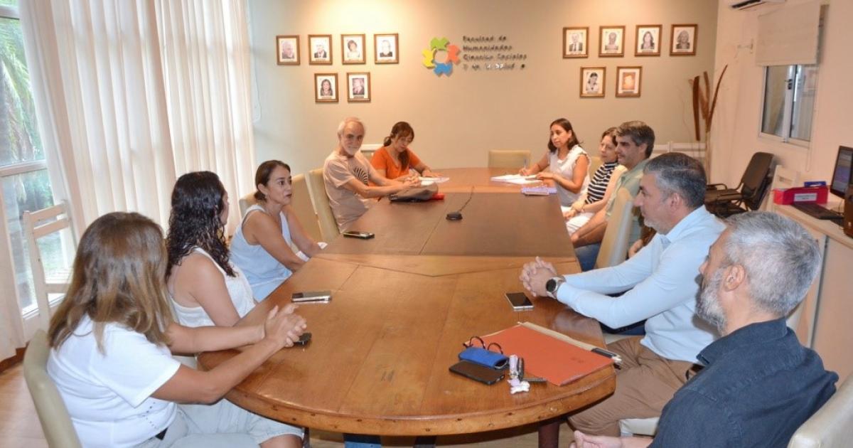 Acompantildeamiento a futuros doctores en Ciencias Econoacutemicas