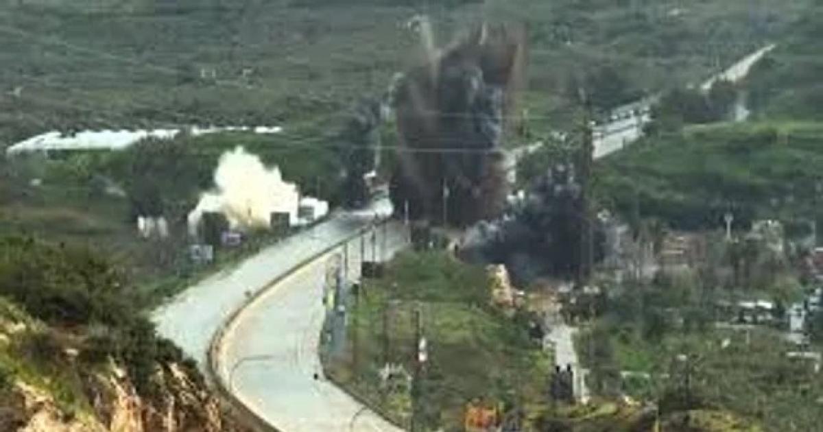 Israel ataca puentes en la zona sur del Liacutebano