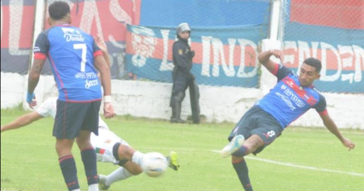 Guumlemes volvioacute a empatar y sus hinchas pidieron ganarle a Mitre