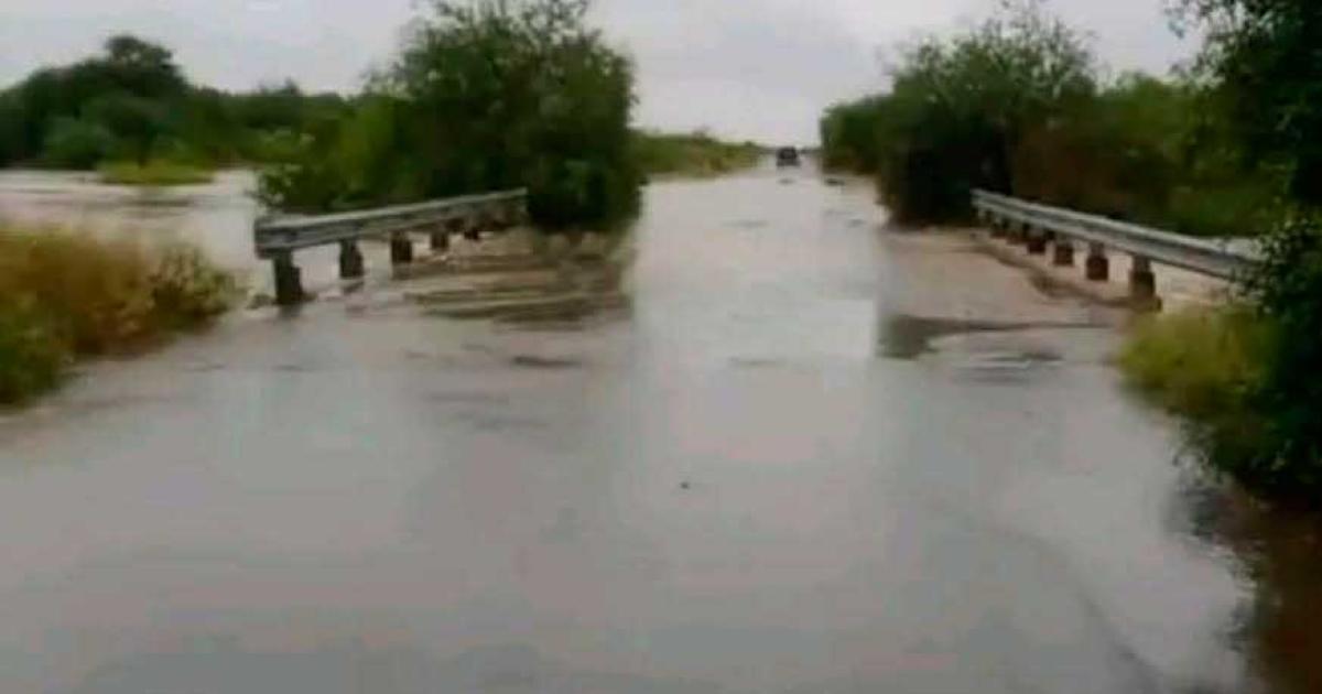 El agua avanzó con fuerza y afectó localidades del interior santiagueño