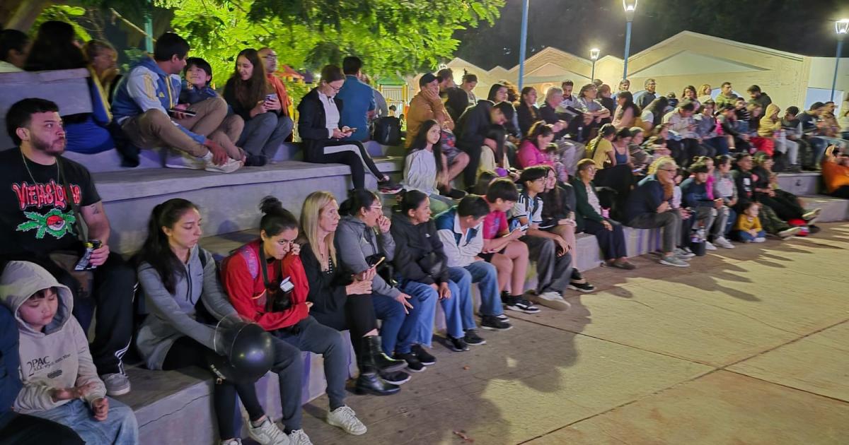 Diacutea Nacional de la Memoria por la Verdad y la Justicia- una multitud en la vigilia 