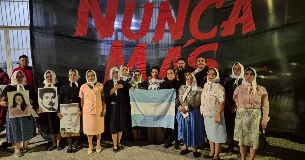 Las mejores imaacutegenes de la vigilia por el Diacutea Nacional de la Memoria por la Verdad y la Justicia