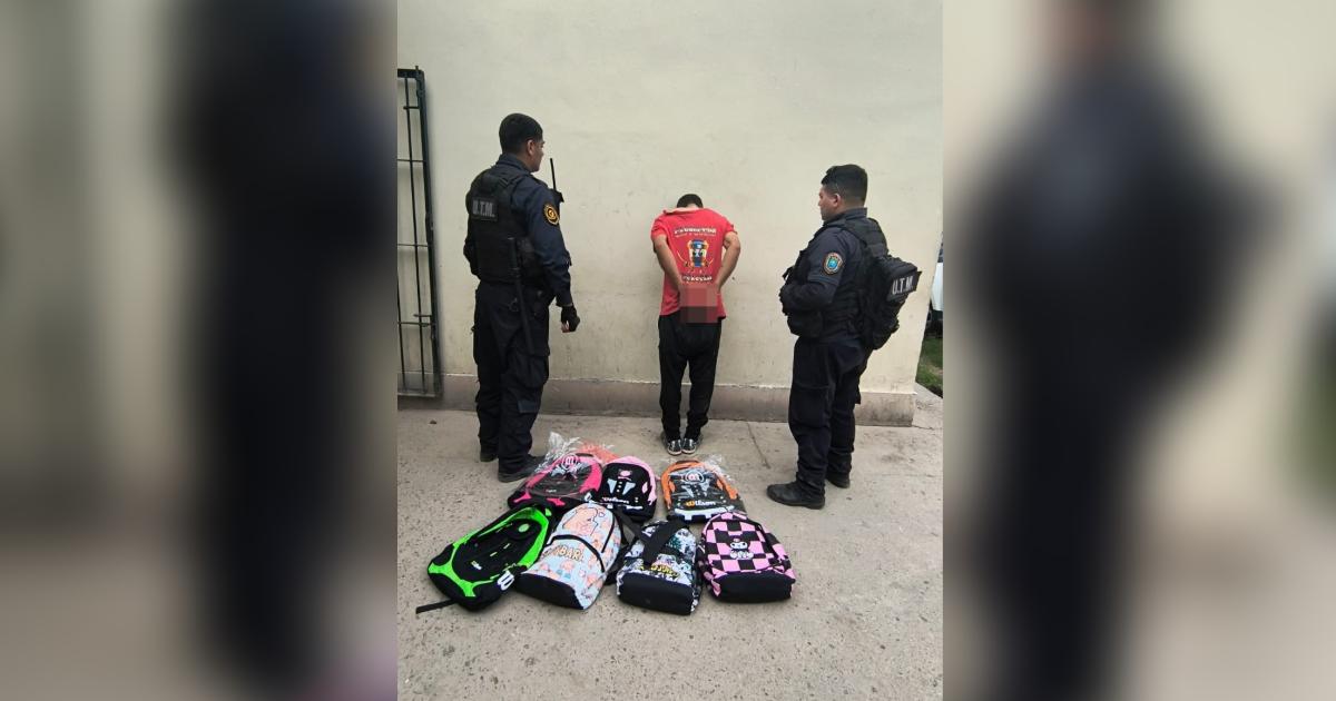 Intentoacute escapar en remis tras robar una casa y fue detenido con el botiacuten en La Banda