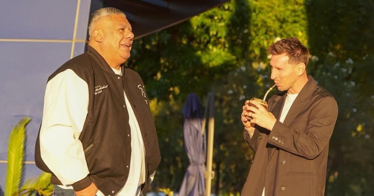 De Chiqui Tapia para Messi- Llegoacute el mejor del mundo