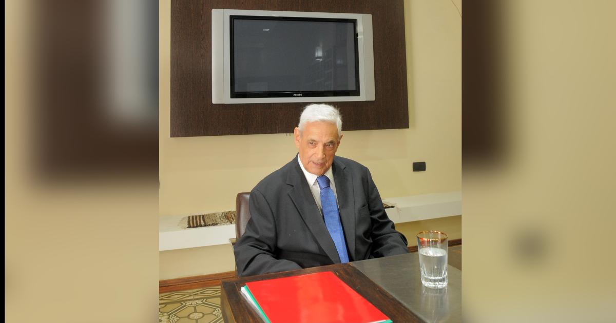 Zuleta Puceiro- La economiacutea se paroacute bajoacute 20-en-porciento- la recaudacioacuten y afecta a las provincias