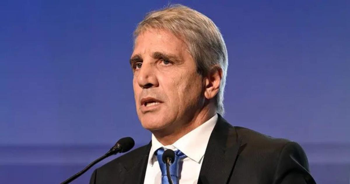 Foto- X@radiofenix951