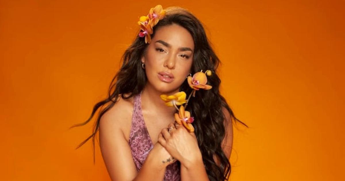 Aacutengela Leiva lanza la cumbia Amnesia