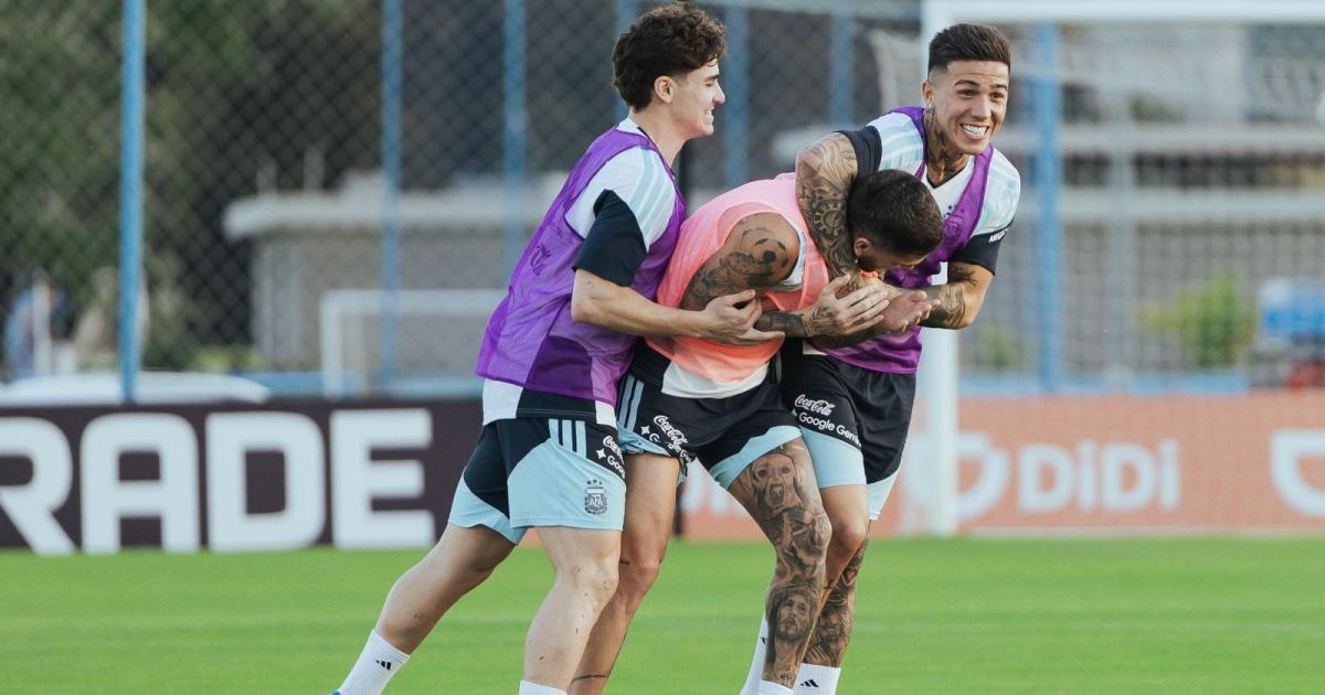 OBJETIVO Con el Mundial en el horizonte la Selección argentina se enfrenta con Mauritania Messi tiene chances de estar desde el inicio