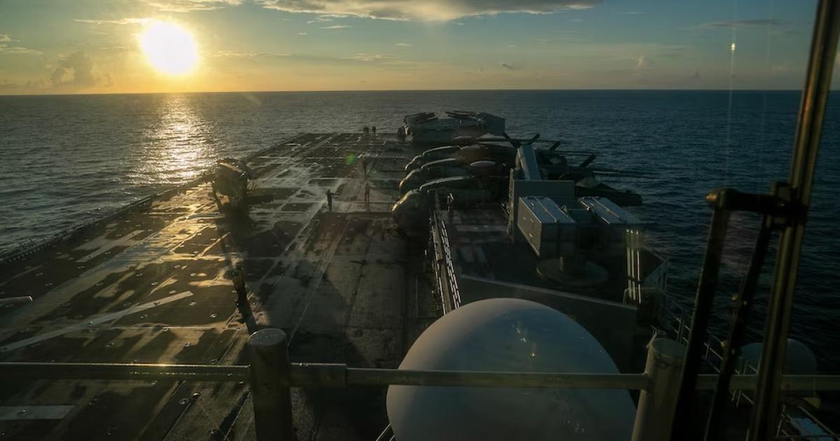 Los hutiacutees bombardean Israel y la guerra entra en una fase criacutetica