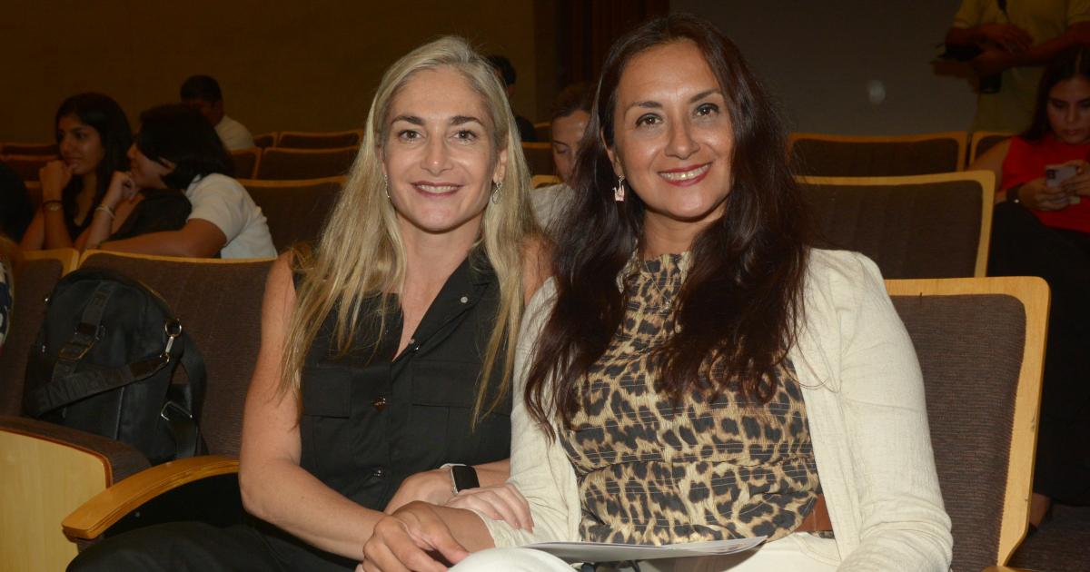 FUNDACIOacuteN MUJER CELEBROacute SUS 15 ANtildeOS