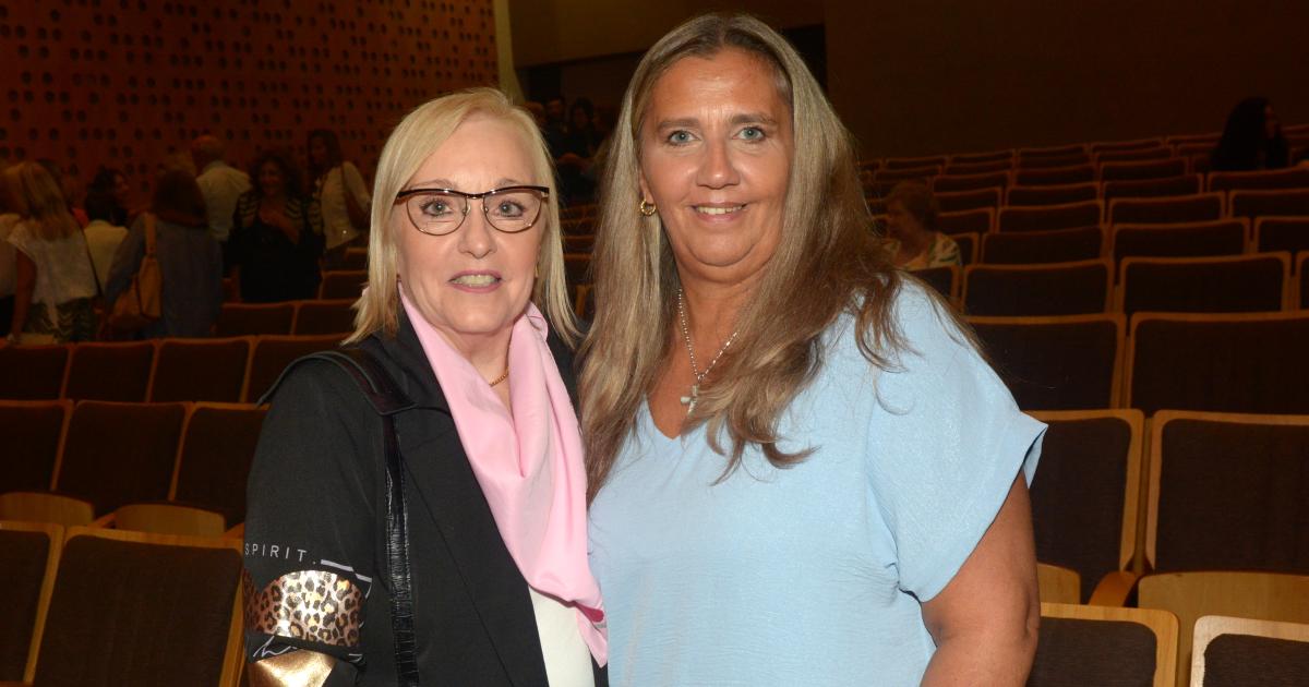 FUNDACIOacuteN MUJER CELEBROacute SUS 15 ANtildeOS